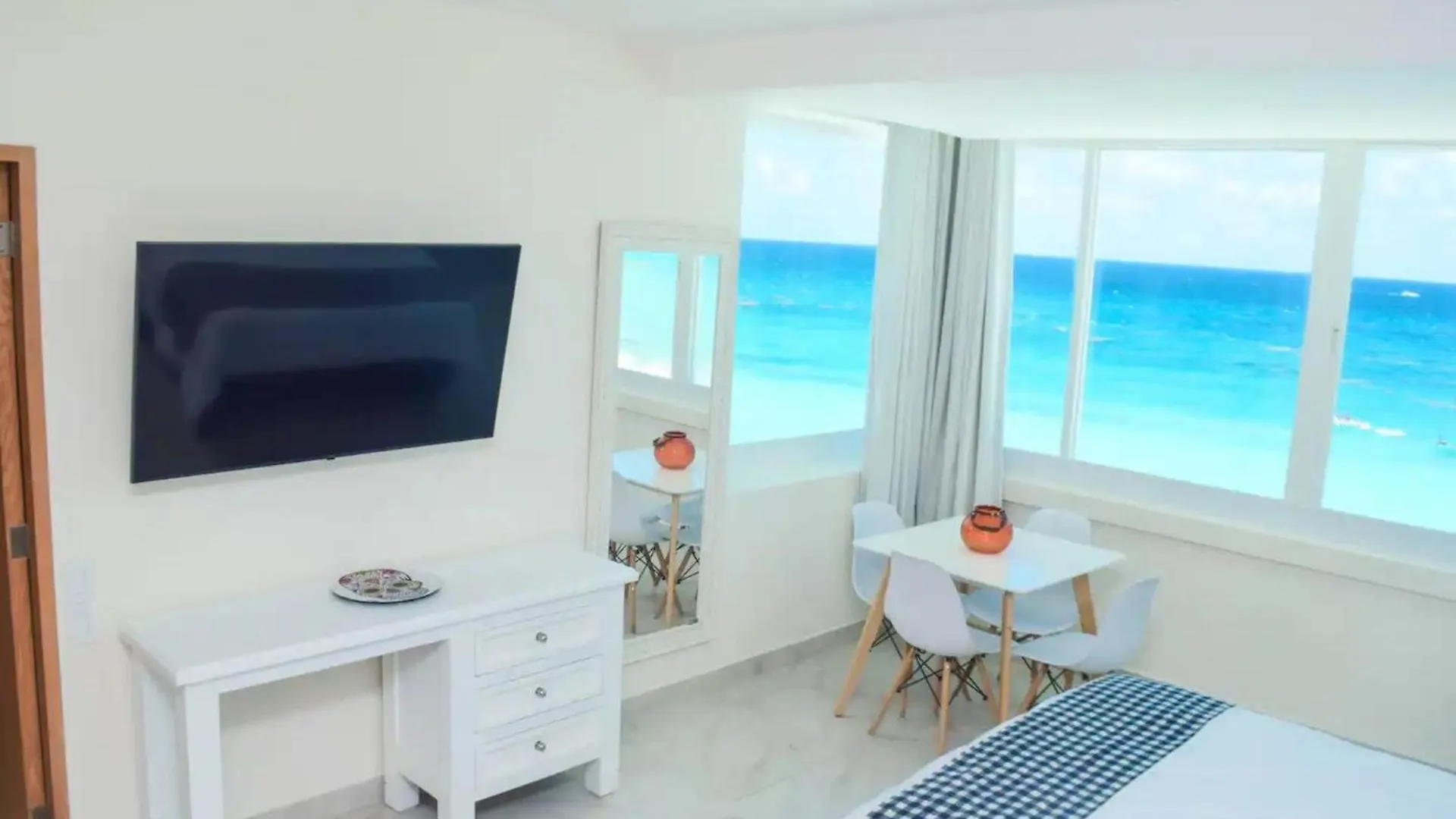 Daire Oceanfront Studio, Magnificent Views Cancun Meksika